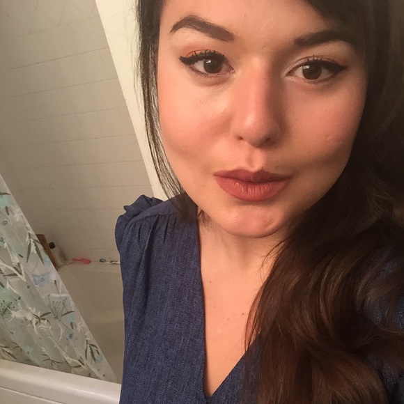 Meet your Posher, Jessica - Picture 7 of 8